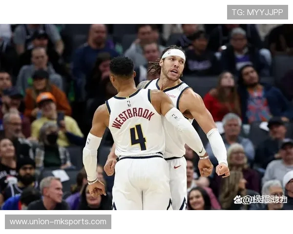 武切维奇力夺关键篮板，助力球队逆转取胜